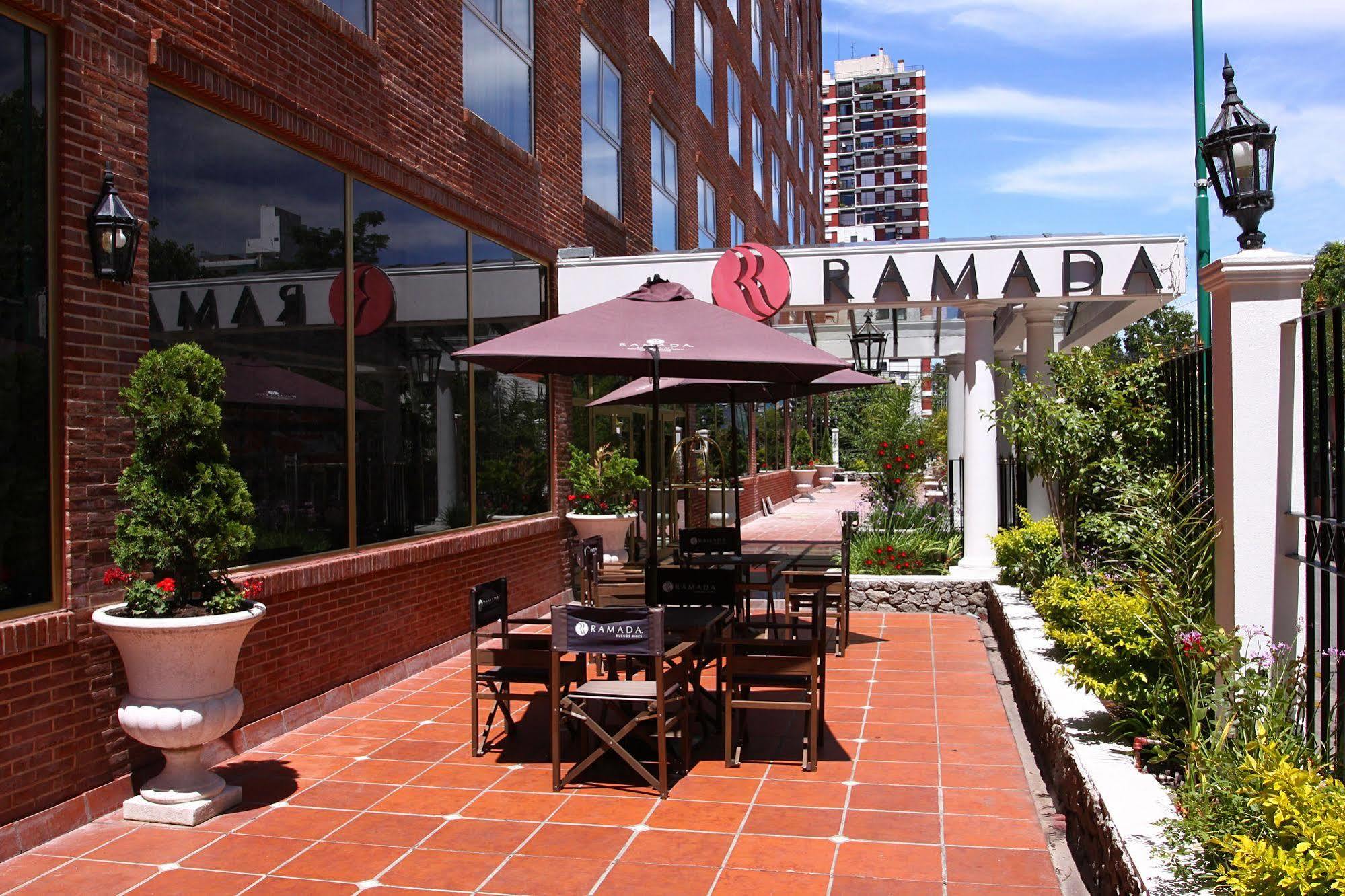 Ramada By Wyndham Buenos Aires Hotel Vicente López Екстериор снимка